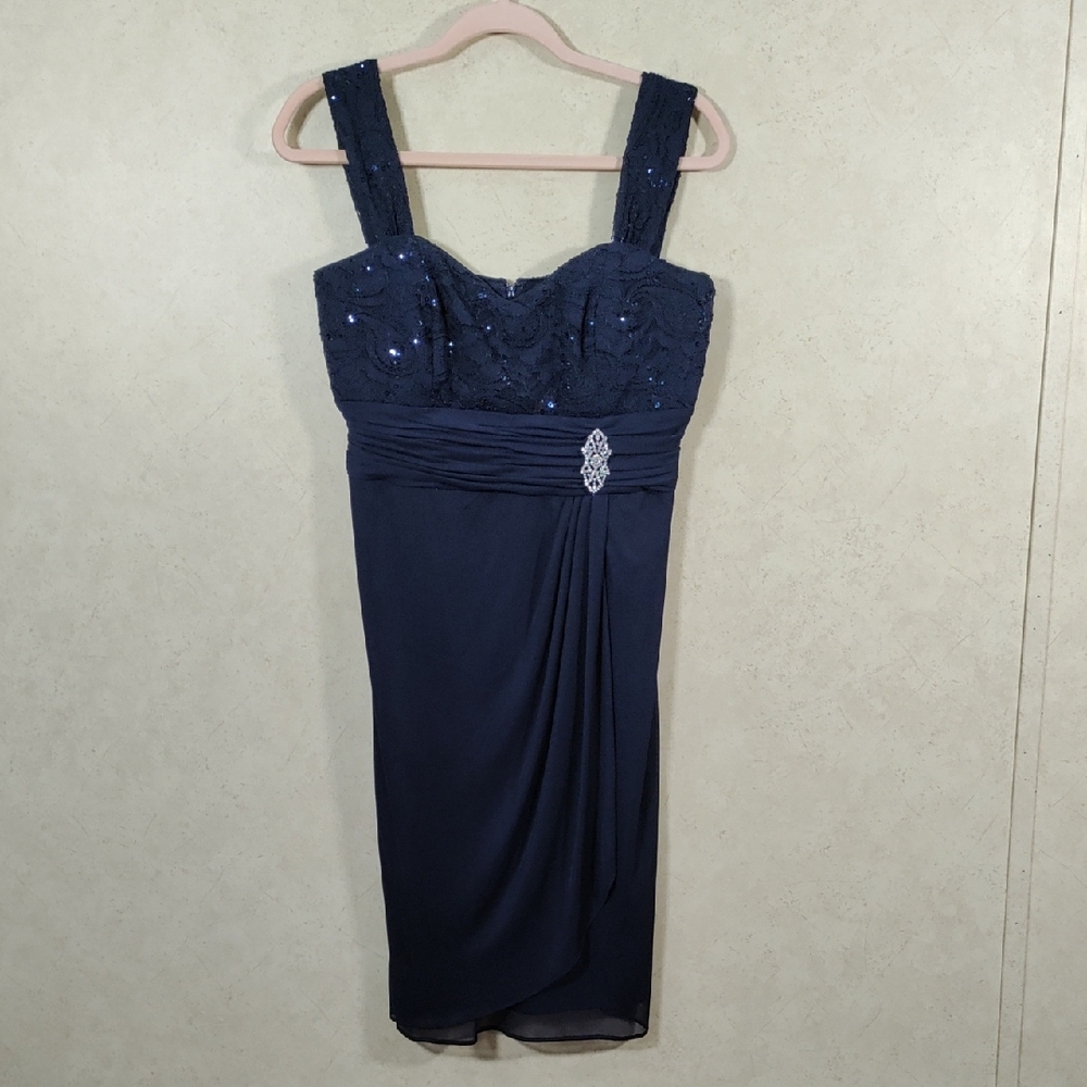 04196 R&M Collection navy blue cocktail dress lace w/rhinestone detail 6